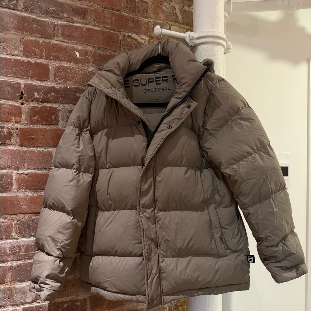 Aritzia Super Puff Jacket